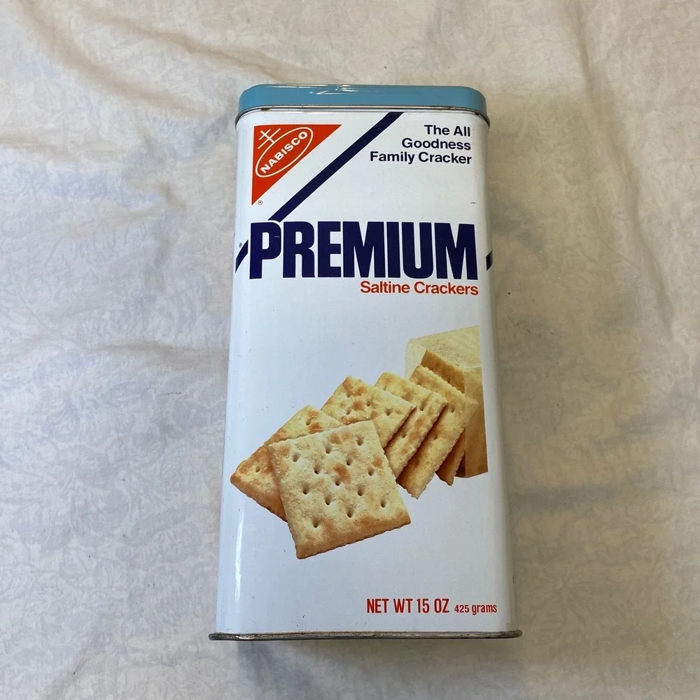 Vintage 1978 Nabisco Premium Saltine Crackers Tin Canister 15 Oz Blue Lid